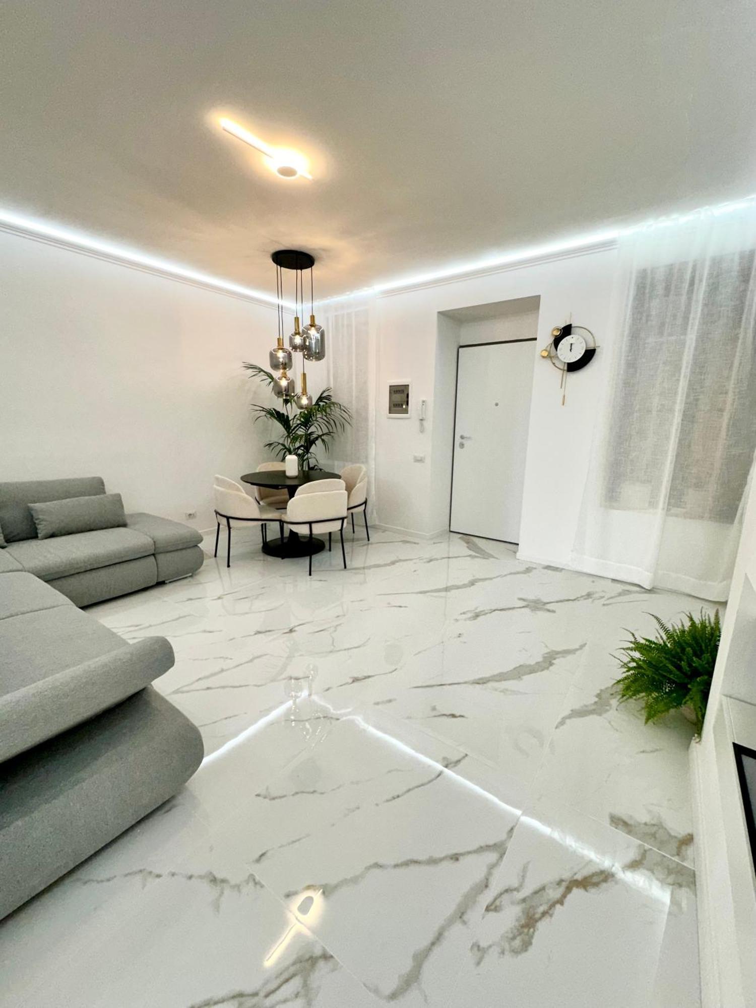 Luna Luxury Suite بيرغامو المظهر الخارجي الصورة